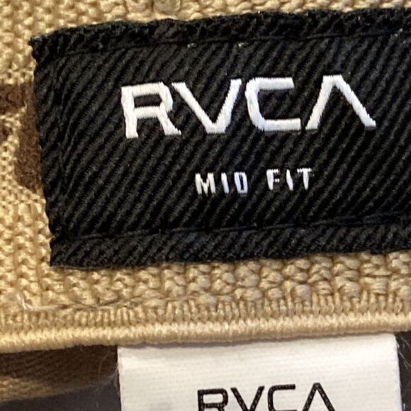 RVCA flex fit baseball cap with red logo on front - Picture 6 of 7